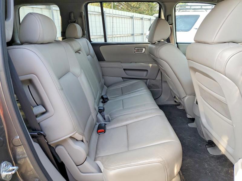 47322366 :رقم المزاد ، 5FNYF4H71BB044281 vin ، 2011 Honda Pilot مزاد بيع