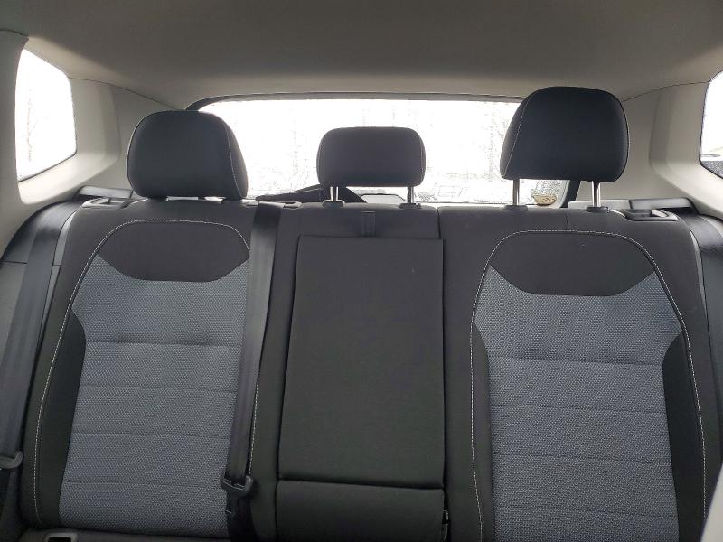 79949495 :رقم المزاد ، 3VV8C7B27SM067293 vin ، 2025 Volkswagen Taos مزاد بيع