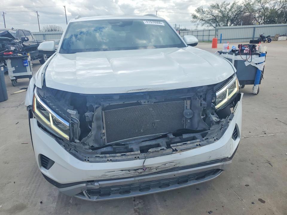 2020 Volkswagen Atlas Cross Sport მანქანა იყიდება აუქციონზე, vin: 1V2MC2CA2LC207760, აუქციონის ნომერი: 41976906