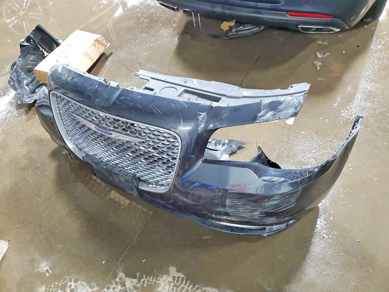 46349346 :رقم المزاد ، 2C3CCAAG1KH705480 vin ، 2019 Chrysler 300 مزاد بيع