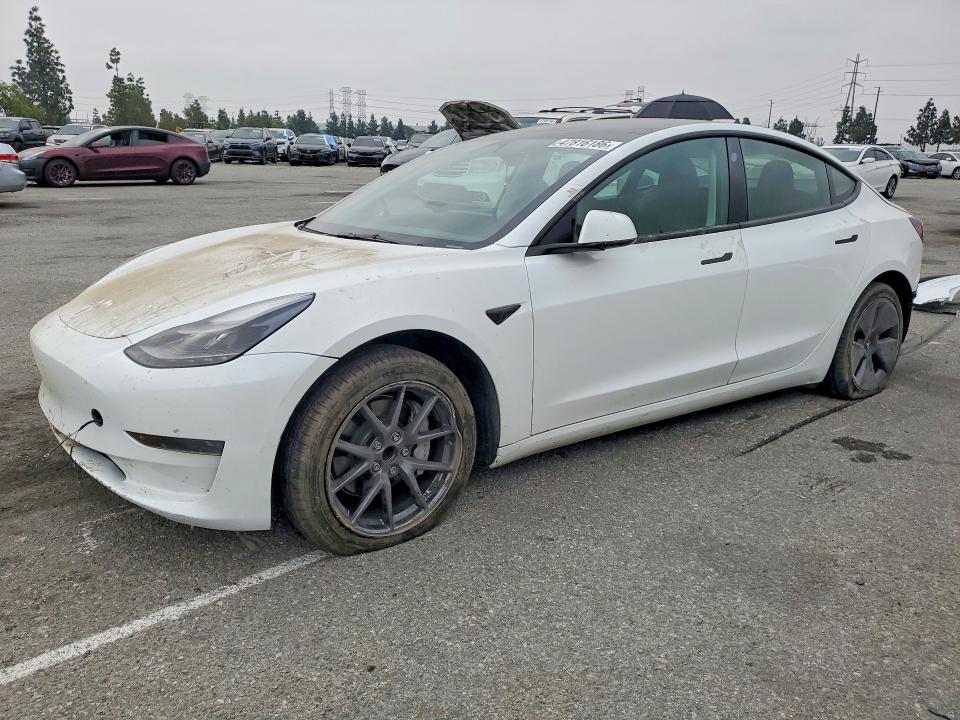 Продаж на аукціоні авто 2023 Tesla Model 3, vin: 5YJ3E1EA7PF550703, номер лоту: 47816186