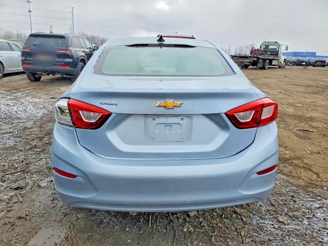 Продажа на аукционе авто 2018 Chevrolet Cruze, vin: 1G1BC5SM8J7188359, номер лота: 46382586