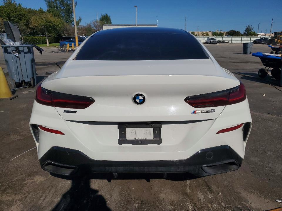 46842246 :رقم المزاد ، WBAGV8C01NCJ74706 vin ، 2022 Bmw M850xi مزاد بيع