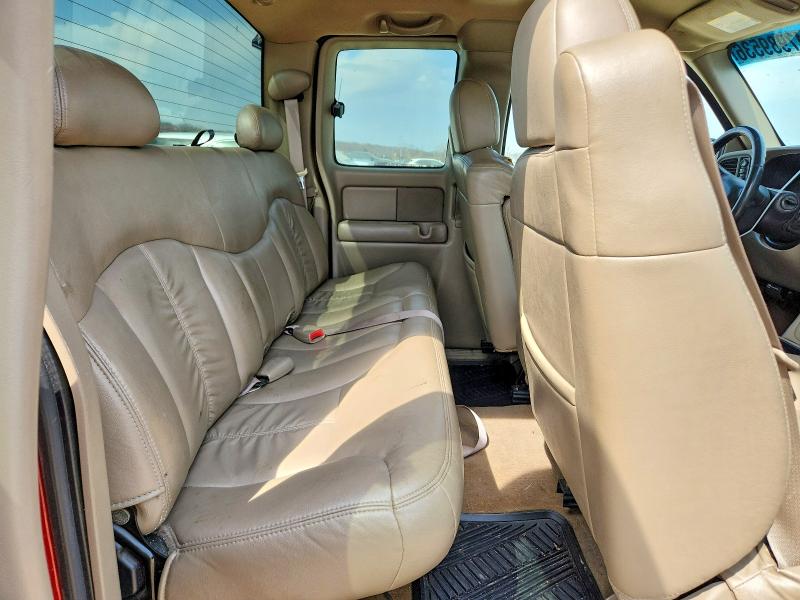 Продаж на аукціоні авто 2002 Chevrolet Silverado, vin: 2GCEK19T121235548, номер лоту: 47989536