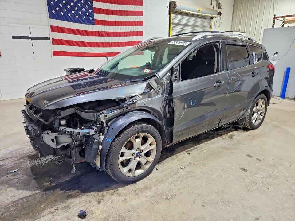 2015 Ford Escape მანქანა იყიდება აუქციონზე, vin: 1FMCU9J95FUA96966, აუქციონის ნომერი: 47375836