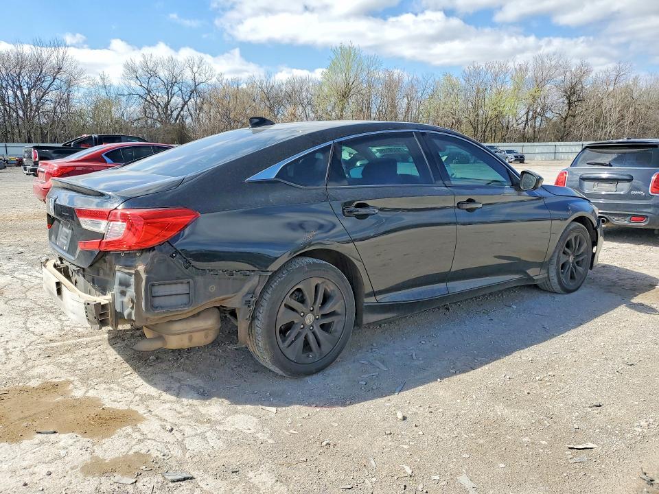 79938225 :رقم المزاد ، 1HGCV1F18KA165054 vin ، 2019 Honda Accord مزاد بيع