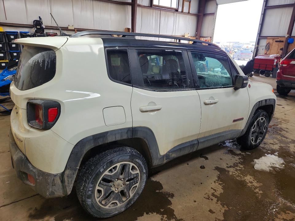 2016 Jeep Renegade მანქანა იყიდება აუქციონზე, vin: ZACCJBCTXGPC56808, აუქციონის ნომერი: 47032396