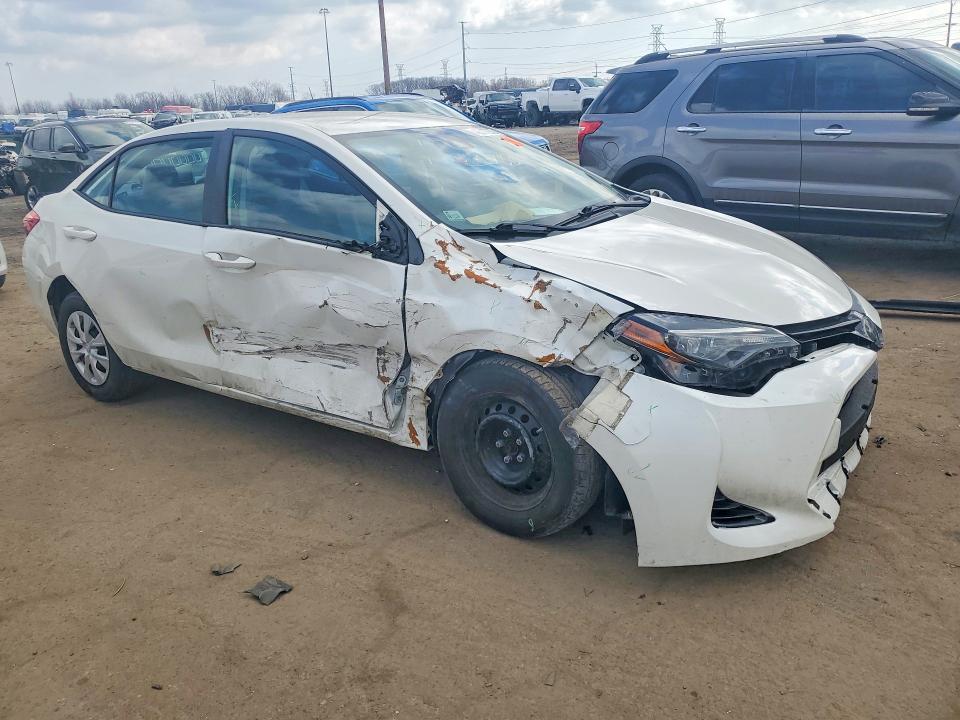 Aukcja sprzedaży 2018 Toyota Corolla, vin: 5YFBPRHE3JP842640, numer aukcji: 42017256