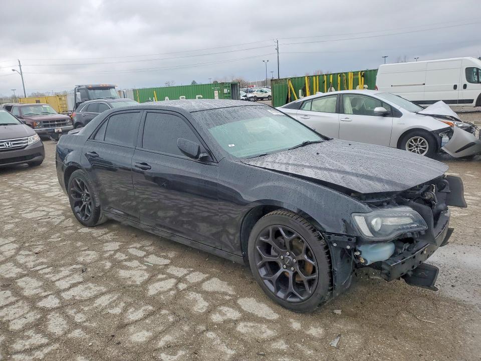 Продаж на аукціоні авто 2019 Chrysler 300, vin: 2C3CCABG0KH697922, номер лоту: 47783526