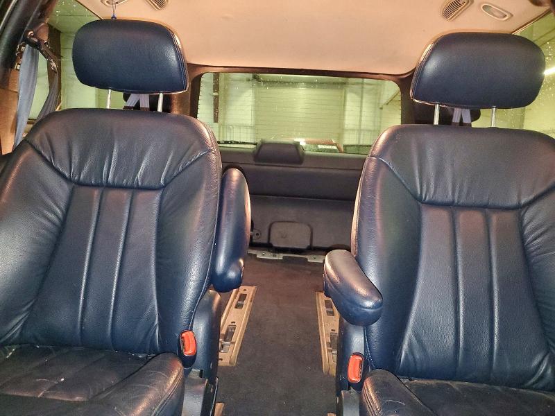 Продажа на аукционе авто 2001 Chrysler Town & Country, vin: 2C8GP54L81R250068, номер лота: 47392216
