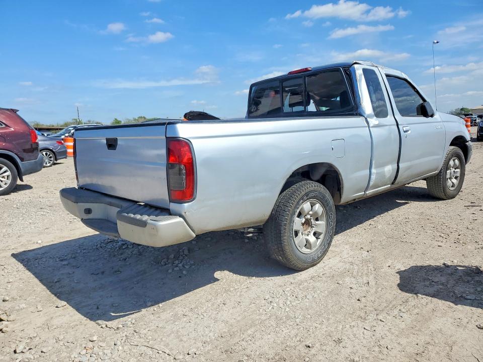 2000 Nissan Frontier მანქანა იყიდება აუქციონზე, vin: 1N6DD26S4YC436769, აუქციონის ნომერი: 46296526