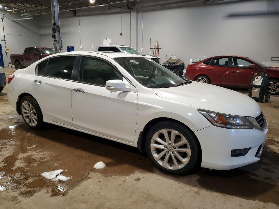 2015 Honda Accord მანქანა იყიდება აუქციონზე, vin: 1HGCR2F97FA801369, აუქციონის ნომერი: 78769125