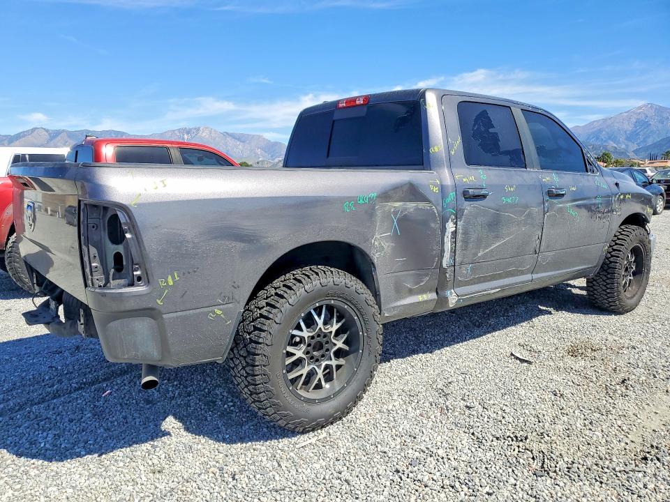 45995016 :رقم المزاد ، 1C6RR6TT9KS732972 vin ، 2019 Ram 1500 Classic مزاد بيع