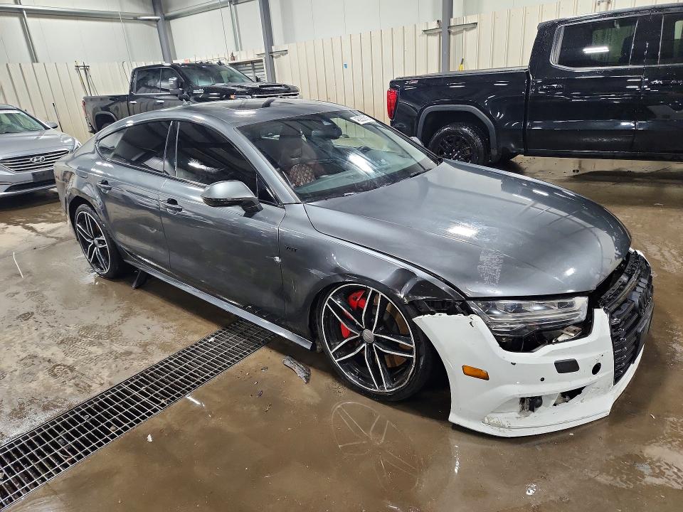 Продаж на аукціоні авто 2018 Audi S7, vin: WAUWFBFC7JN066326, номер лоту: 46235816