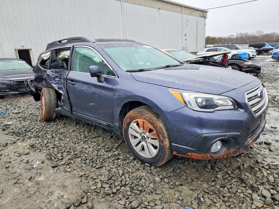 2015 Subaru Outback მანქანა იყიდება აუქციონზე, vin: 4S4BSADC8F3279178, აუქციონის ნომერი: 79400685