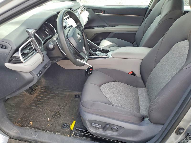 2018 Toyota Camry Hybrid მანქანა იყიდება აუქციონზე, vin: 4T1B31HK3JU504642, აუქციონის ნომერი: 46114076