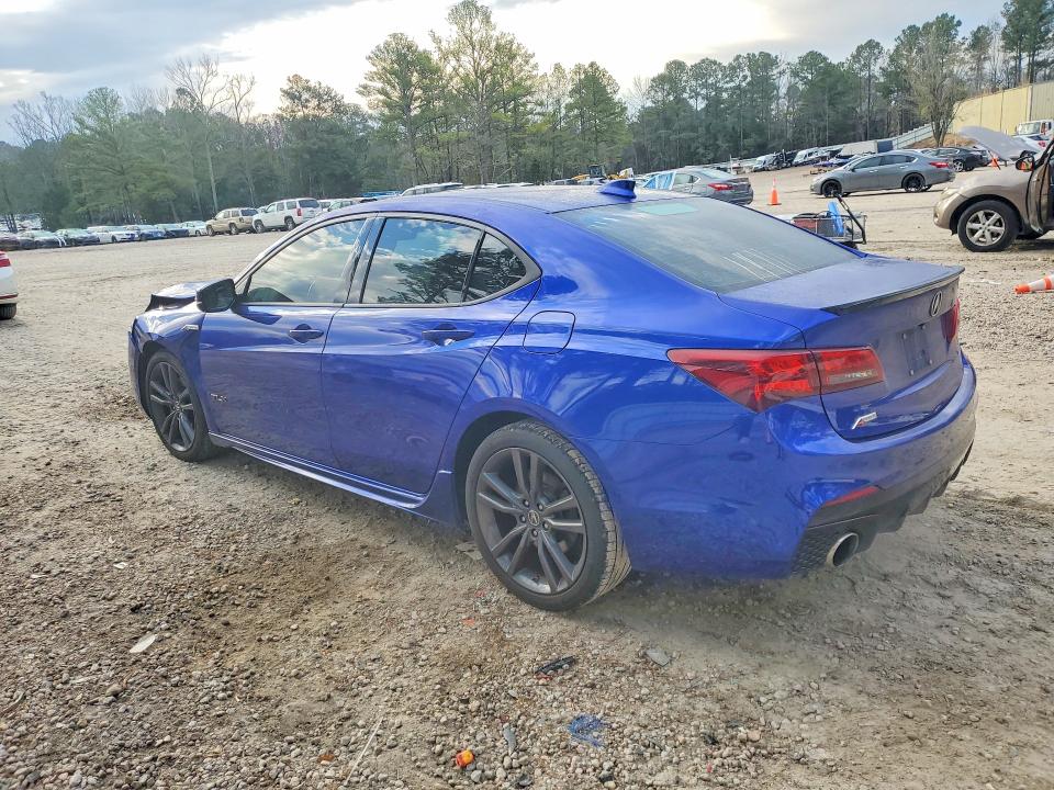 79958975 :رقم المزاد ، 19UUB2F63JA002115 vin ، 2018 Acura Tlx مزاد بيع