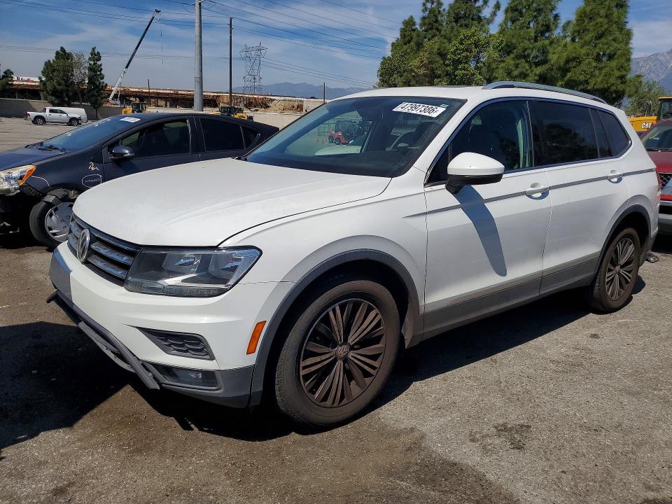 2018 Volkswagen Tiguan მანქანა იყიდება აუქციონზე, vin: 3VV3B7AX9JM061097, აუქციონის ნომერი: 47997386