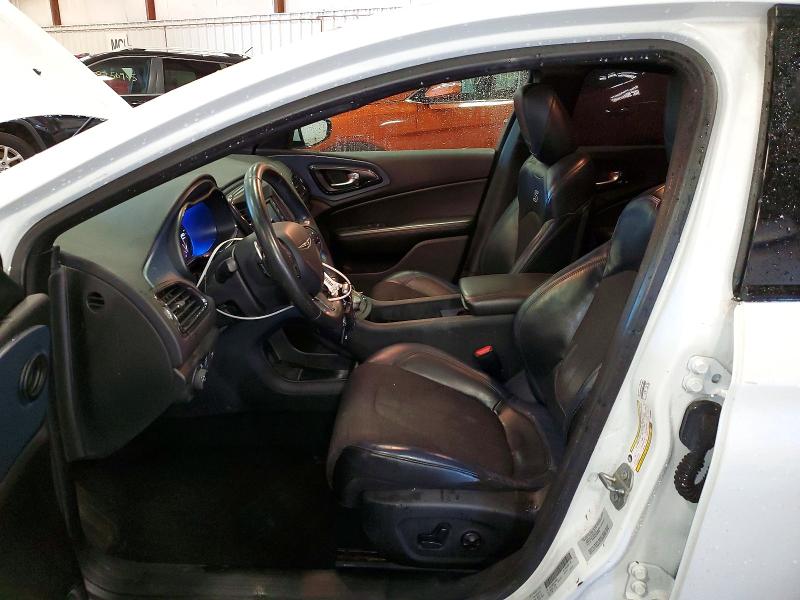 41965526 :رقم المزاد ، 1C3CCCBB5FN745038 vin ، 2015 Chrysler 200 مزاد بيع