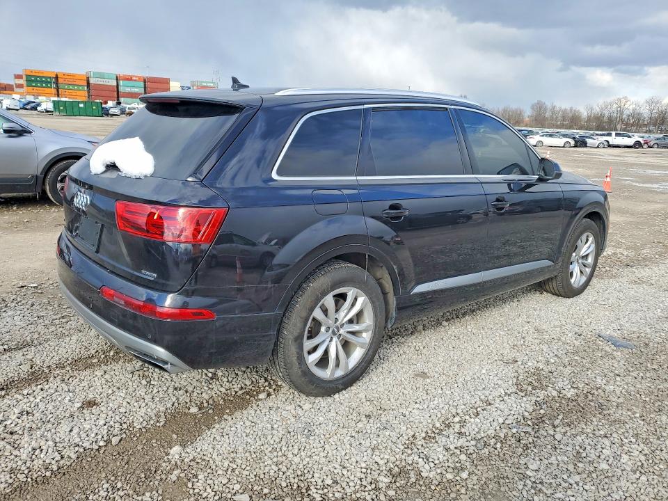 46681416 :رقم المزاد ، WA1AHAF71HD042893 vin ، 2017 Audi Q7 مزاد بيع