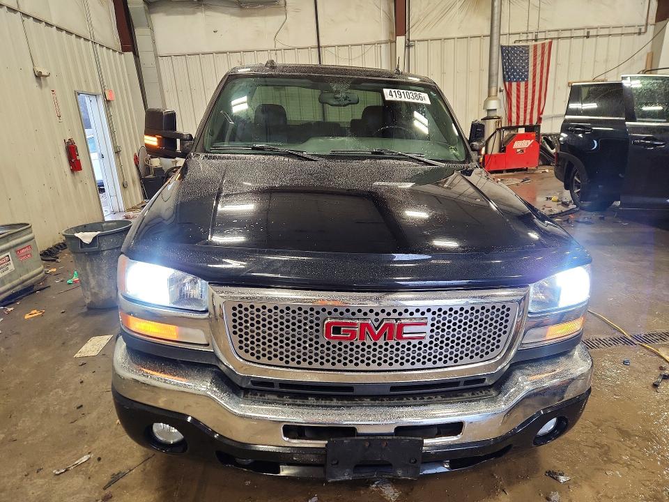Продаж на аукціоні авто 2005 Gmc Sierra, vin: 1GTHK23U55F971782, номер лоту: 41910386