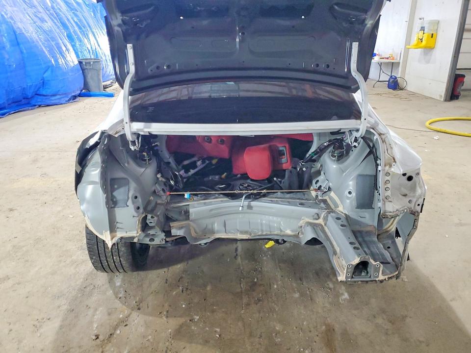 76373765 :رقم المزاد ، JTHGZ1E22P5032254 vin ، 2023 Lexus Is 350 مزاد بيع
