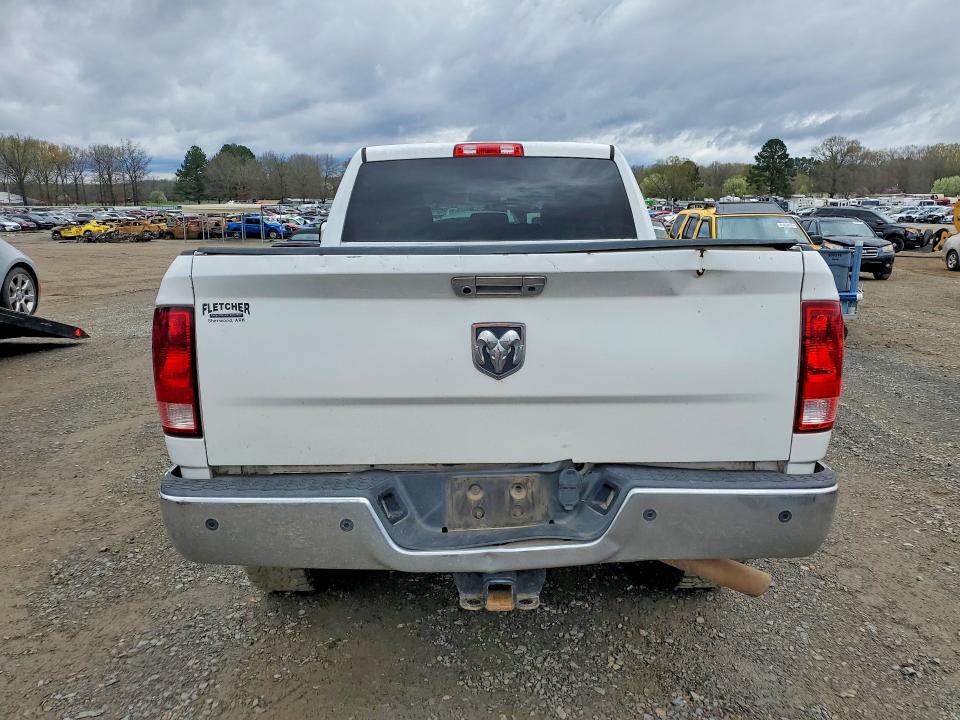 Продаж на аукціоні авто 2016 Ram 2500, vin: 3C6UR4CJ8GG286065, номер лоту: 42000786