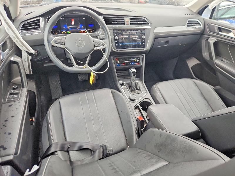79837035 :رقم المزاد ، 3VVMB7AX3PM075767 vin ، 2023 Volkswagen Tiguan مزاد بيع