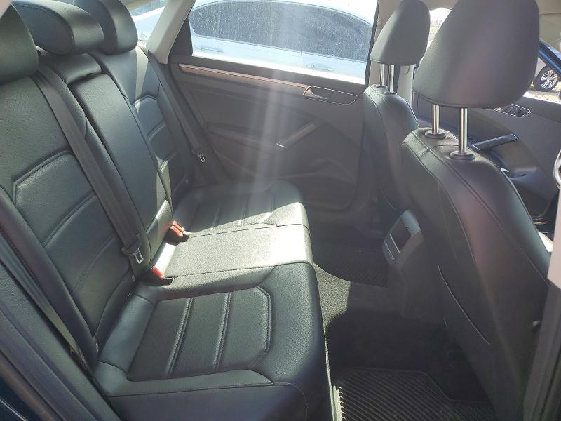Продажа на аукционе авто 2018 Volkswagen Passat, vin: 1VWAA7A32JC014496, номер лота: 47588676