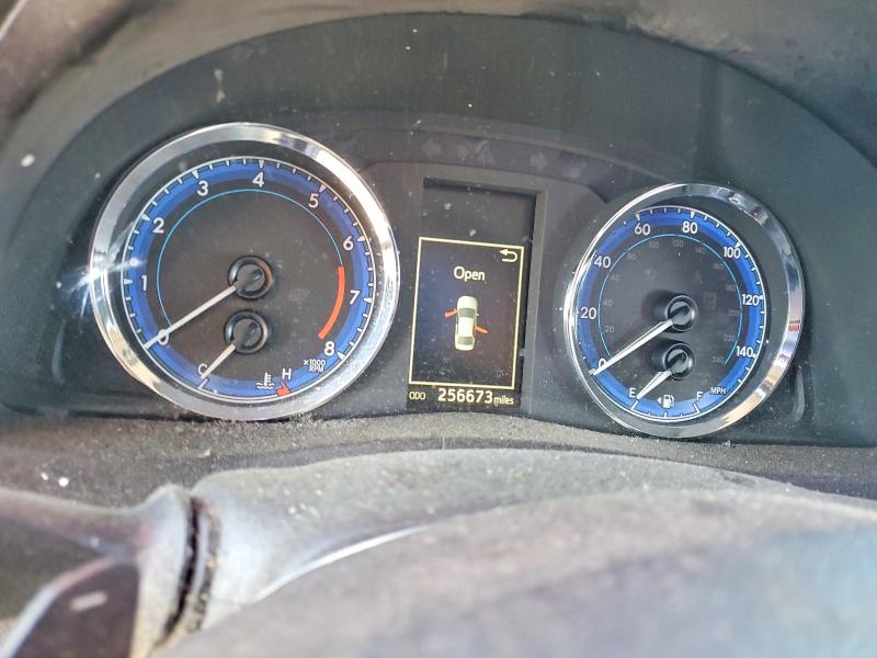 2017 Toyota Corolla მანქანა იყიდება აუქციონზე, vin: 5YFBURHE1HP621704, აუქციონის ნომერი: 79076845