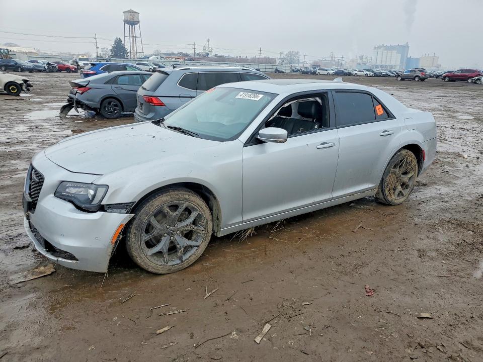 2023 Chrysler 300 მანქანა იყიდება აუქციონზე, vin: 2C3CCABG8PH616690, აუქციონის ნომერი: 41918286