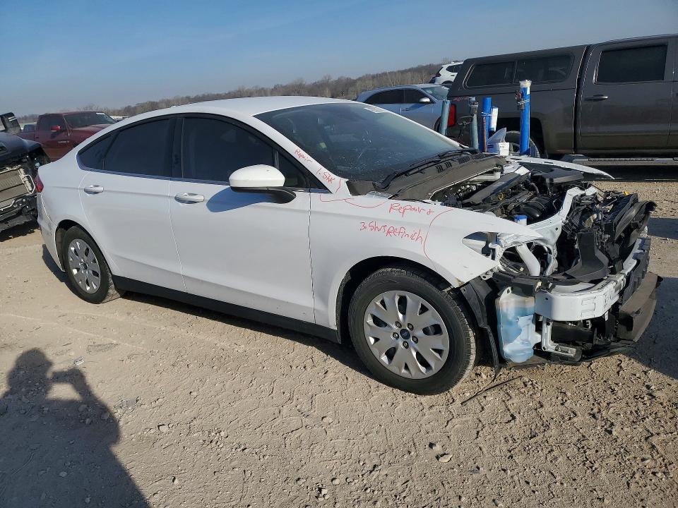 45922746 :رقم المزاد ، 3FA6P0G79LR184289 vin ، 2020 Ford Fusion مزاد بيع