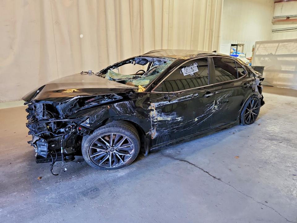 2022 Toyota Camry მანქანა იყიდება აუქციონზე, vin: 4T1G11AK0NU694413, აუქციონის ნომერი: 45806766