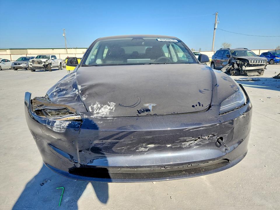 47648016 :رقم المزاد ، 5YJ3E1EA1SF055437 vin ، 2025 Tesla Model 3 مزاد بيع