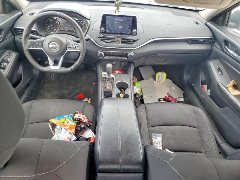 41823656 :رقم المزاد ، 1N4BL4DV1NN333630 vin ، 2022 Nissan Altima مزاد بيع