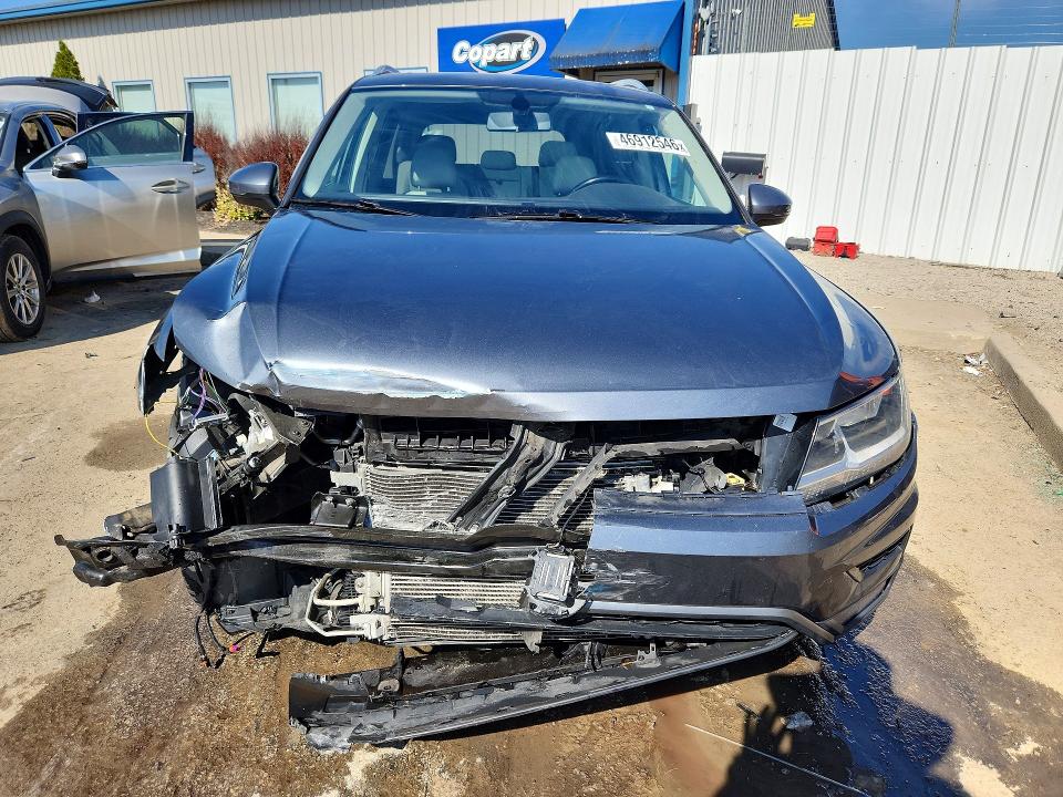 Продаж на аукціоні авто 2018 Volkswagen Tiguan, vin: 3VV2B7AXXJM014771, номер лоту: 46912546