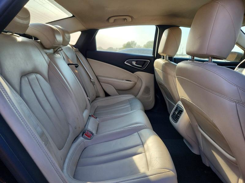 Продажа на аукционе авто 2015 Chrysler 200, vin: 1C3CCCCB8FN670494, номер лота: 47565796