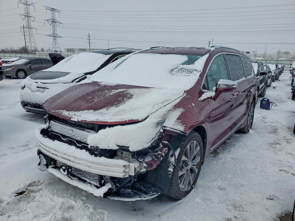 45734736 :رقم المزاد ، 2C4RC1GG7JR256716 vin ، 2018 Chrysler Pacifica مزاد بيع