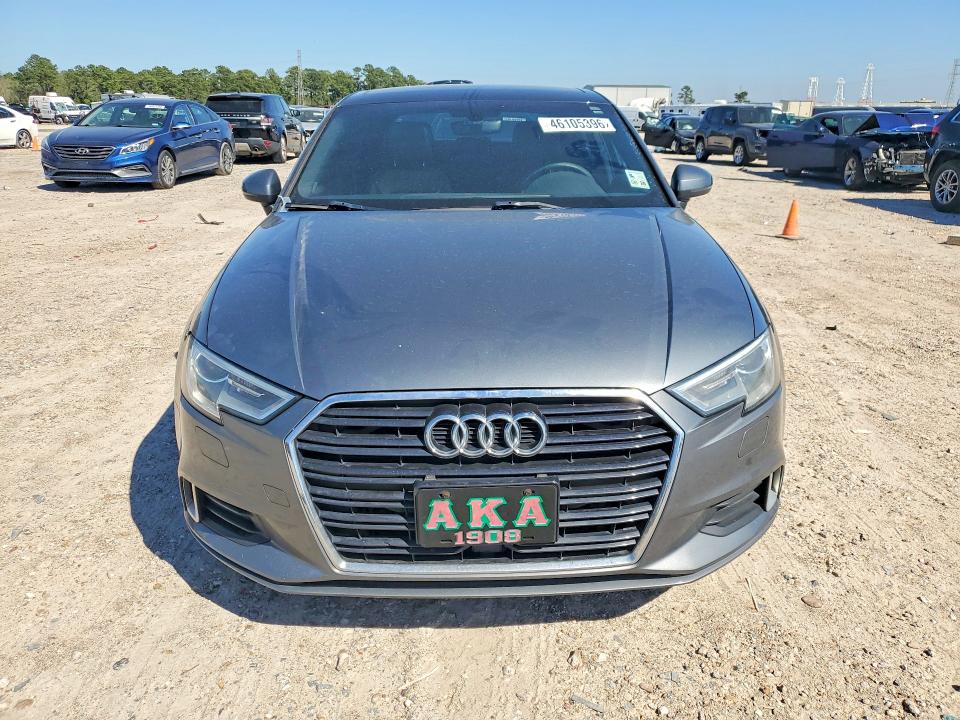 Продаж на аукціоні авто 2017 Audi A3, vin: WAUAUGFF0H1031653, номер лоту: 46105396