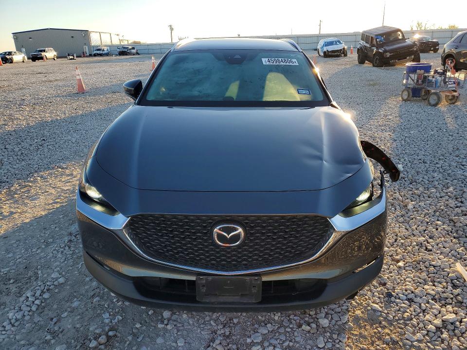 45984806 :رقم المزاد ، 3MVDMBBL8NM411190 vin ، 2022 Mazda Cx-30 مزاد بيع