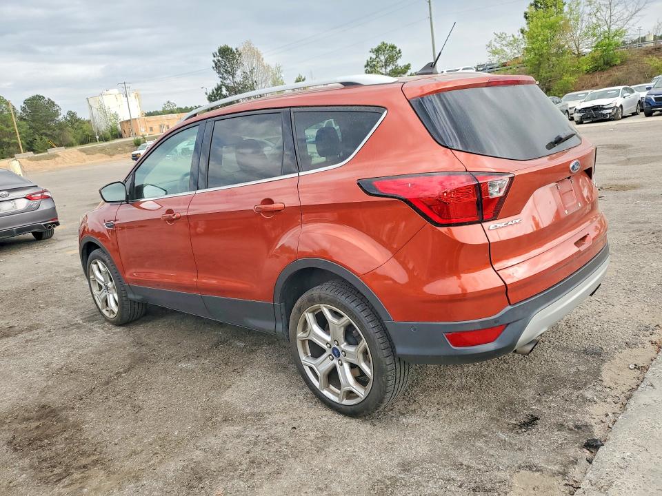 2019 Ford Escape მანქანა იყიდება აუქციონზე, vin: 1FMCU9J95KUB01321, აუქციონის ნომერი: 48249056