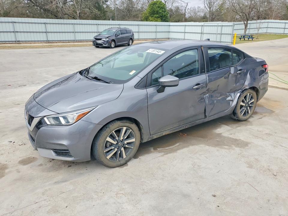 41581946 :رقم المزاد ، 3N1CN8EV5ML857072 vin ، 2021 Nissan Versa مزاد بيع
