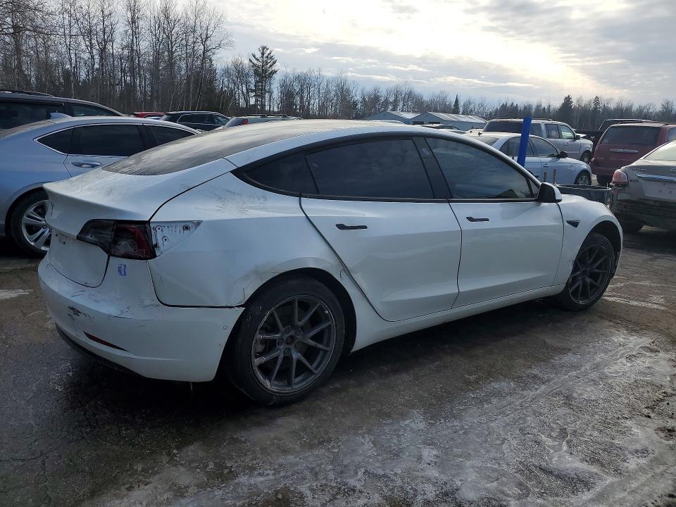 76246365 :رقم المزاد ، 5YJ3E1EA7MF852309 vin ، 2021 Tesla Model 3 مزاد بيع