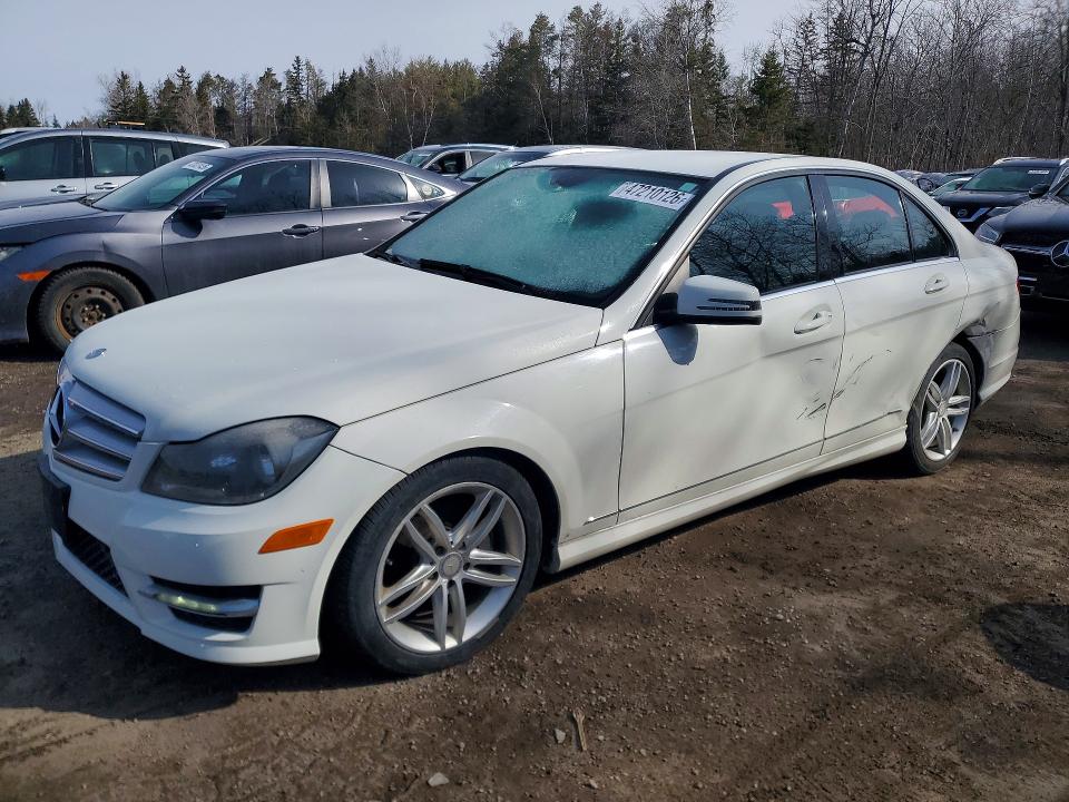 Продажа на аукционе авто 2012 Mercedes-benz C, vin: WDDGF8FB3CA734897, номер лота: 47210126