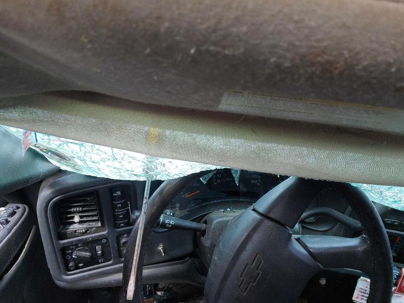 46204366 :رقم المزاد ، 1GCHK33UX5F931056 vin ، 2005 Chev/geo Truck Medium Duty/box Trucks مزاد بيع