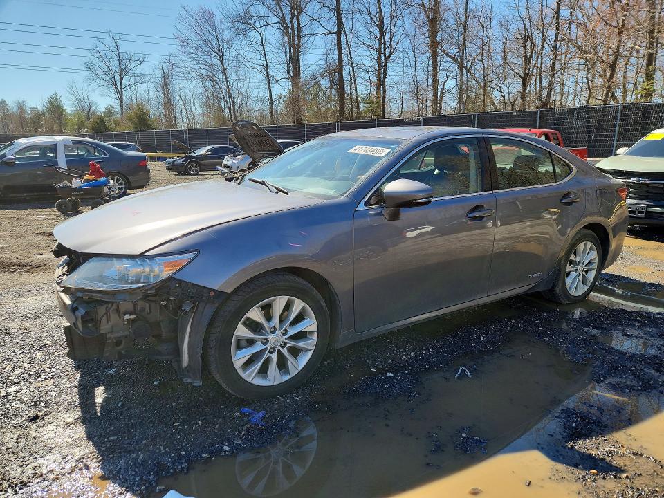 2014 Lexus Es 300h მანქანა იყიდება აუქციონზე, vin: JTHBW1GG2E2065605, აუქციონის ნომერი: 41742486