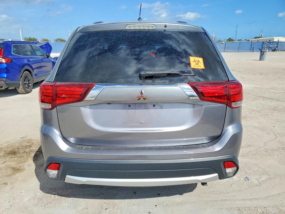 Продаж на аукціоні авто 2016 Mitsubishi Outlander, vin: JA4AD3A36GZ049979, номер лоту: 46127746