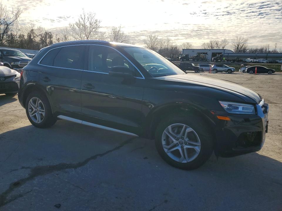 Продажа на аукционе авто 2019 Audi Q5, vin: WA1ANAFY2K2095929, номер лота: 46470176