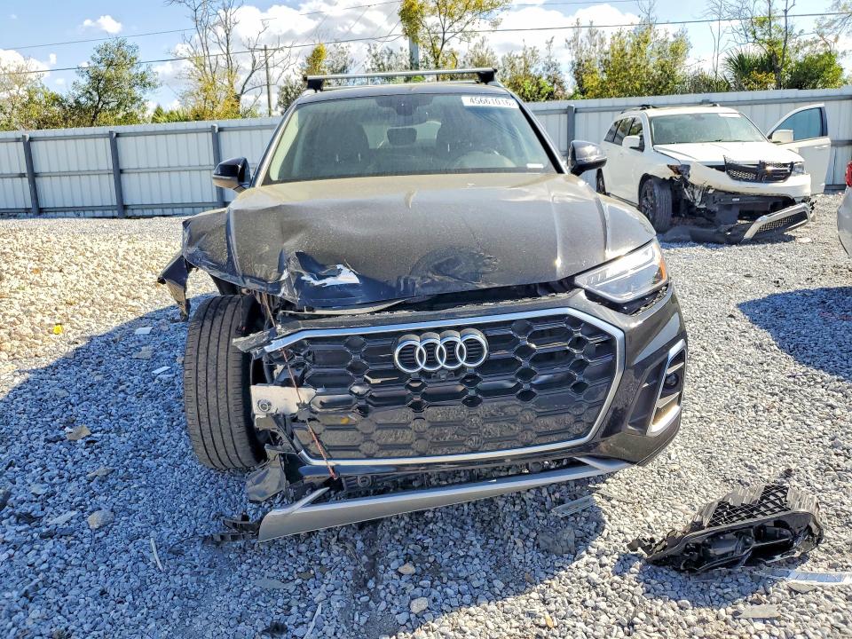 45661016 :رقم المزاد ، WA1EAAFY9P2059210 vin ، 2023 Audi Q5 مزاد بيع