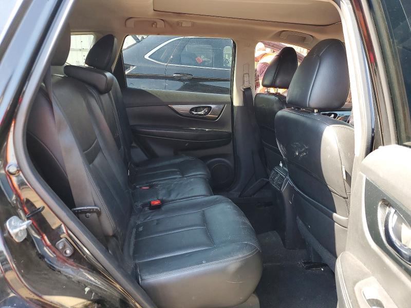 2015 Nissan Rogue მანქანა იყიდება აუქციონზე, vin: 5N1AT2MV2FC786951, აუქციონის ნომერი: 47999036